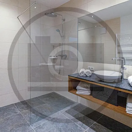 Apartmán Beautiful In W/ Wifi And 1 Bedrooms